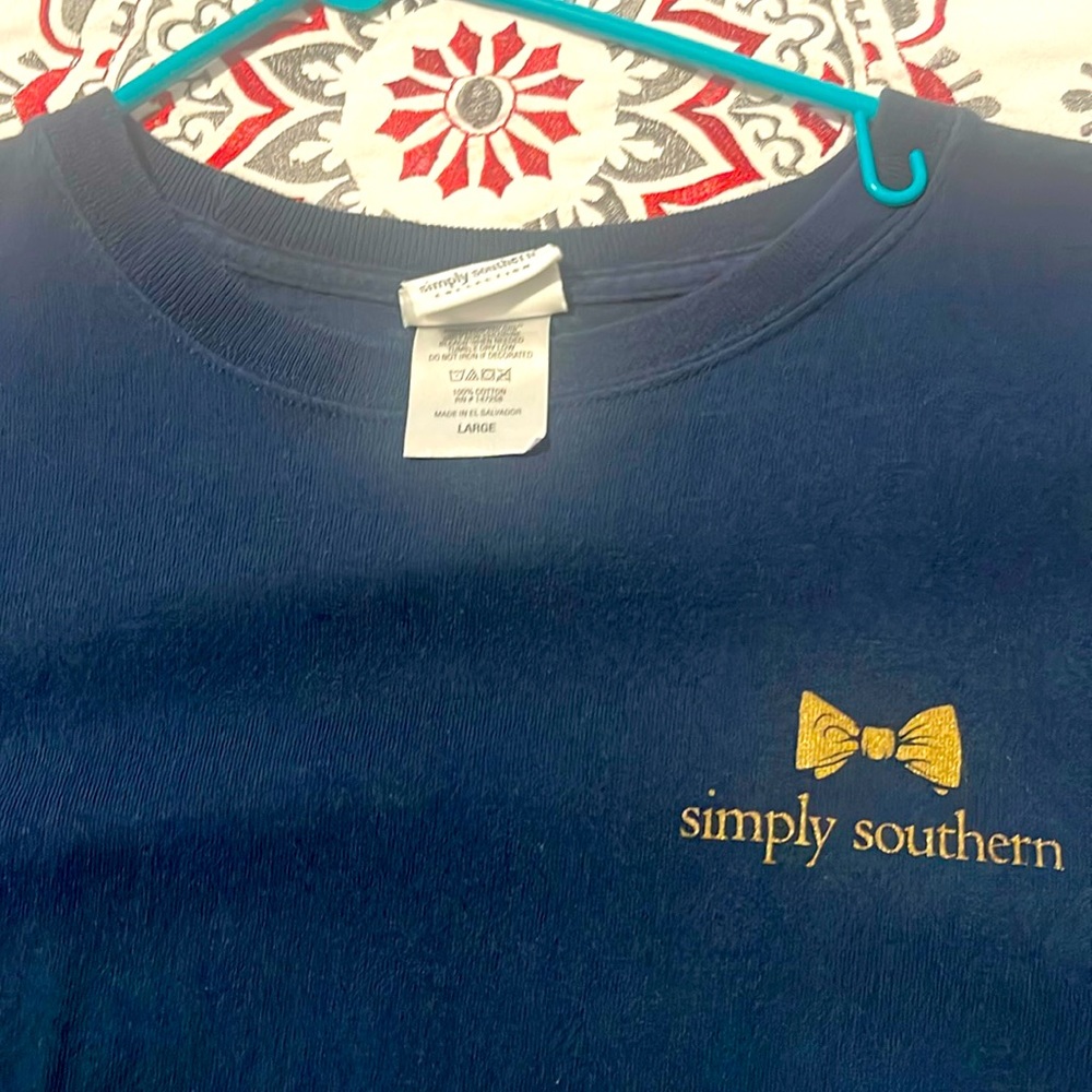 Simply Southern Womens long sleeve tee Size Large. Gently worn